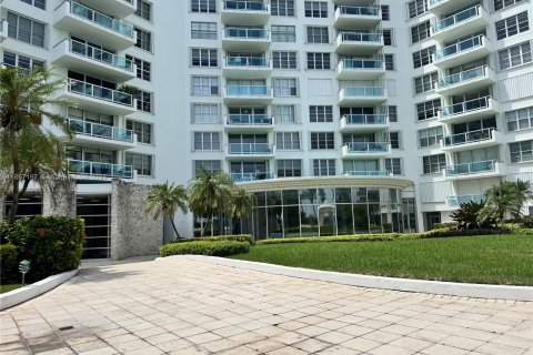 Condominio en alquiler en Miami Beach, Florida, 2 dormitorios, 95.69 m2 № 1357197 - foto 26