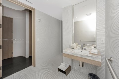 Condominio en venta en Miami, Florida, 58.16 m2 № 1418488 - foto 17