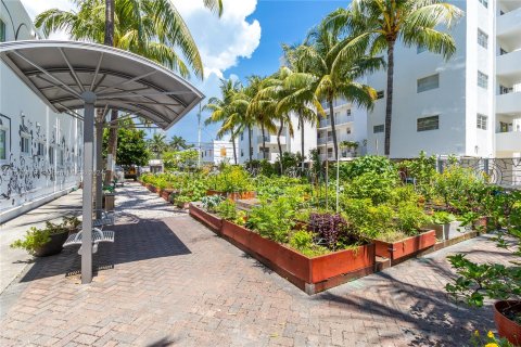 Condominio en venta en Miami Beach, Florida, 1 dormitorio, 61.78 m2 № 1331464 - foto 16