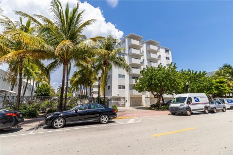 Condominio en venta en Miami Beach, Florida, 1 dormitorio, 61.78 m2 № 1331464 - foto 14