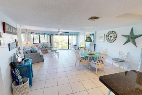 Condo in Key Largo, Florida, 2 bedrooms  № 1331562 - photo 2