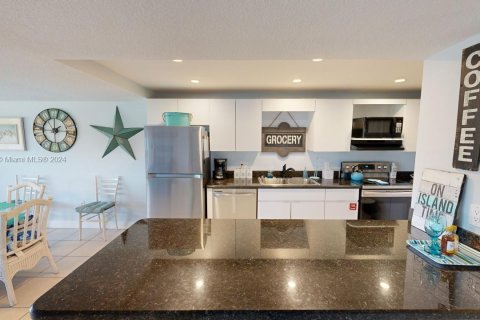 Condo in Key Largo, Florida, 2 bedrooms  № 1331562 - photo 6