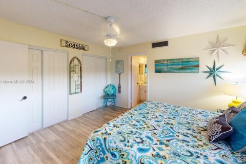 Condo in Key Largo, Florida, 2 bedrooms  № 1331562 - photo 17