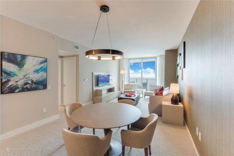 Copropriété à vendre à Hollywood, Floride: 1 chambre, 79.15 m2 № 1033321 - photo 2