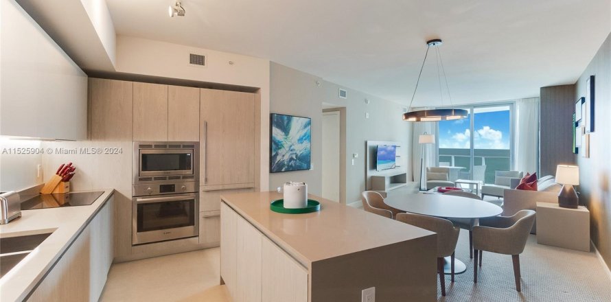 Condo à Hollywood, Floride, 1 chambre  № 1033321