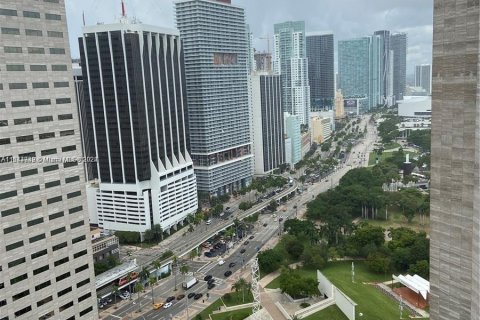 Condo in Miami, Florida, 1 bedroom  № 1049637 - photo 20