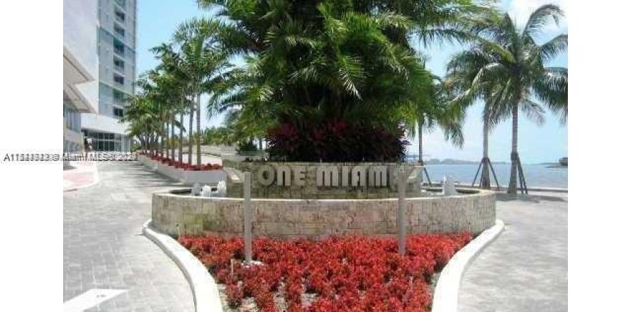 Condo in Miami, Florida, 1 bedroom  № 1049637