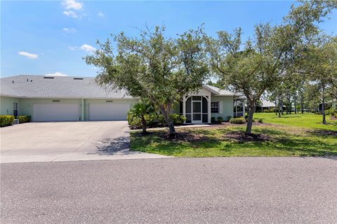 Villa ou maison à vendre à Punta Gorda, Floride: 2 chambres, 127.09 m2 № 1243057 - photo 6