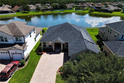 Villa ou maison à vendre à Kissimmee, Floride: 4 chambres, 210.89 m2 № 1257855 - photo 1