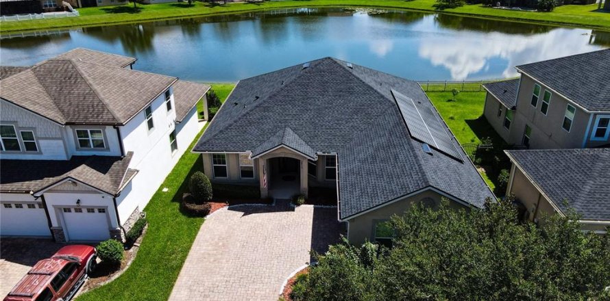 Villa ou maison à Kissimmee, Floride 4 chambres, 210.89 m2 № 1257855