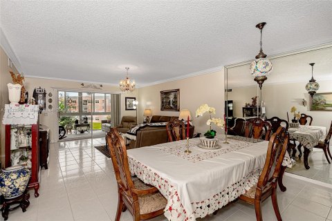 Condominio en venta en Sunrise, Florida, 2 dormitorios, 116.59 m2 № 1019241 - foto 4