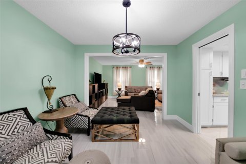 Casa en venta en Coral Springs, Florida, 4 dormitorios, 234.86 m2 № 1017951 - foto 23