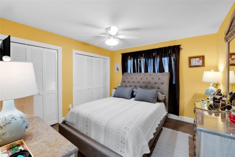 Casa en venta en Coral Springs, Florida, 4 dormitorios, 234.86 m2 № 1017951 - foto 10
