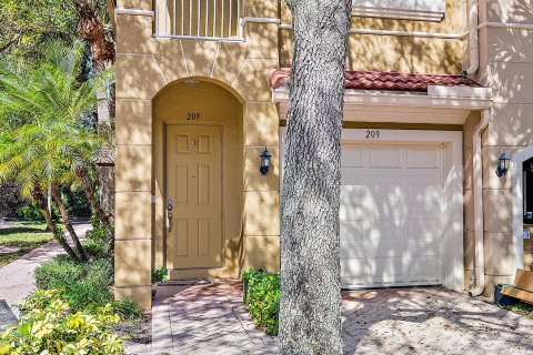 Condo in Palm Beach Gardens, Florida, 2 bedrooms  № 1018244 - photo 8