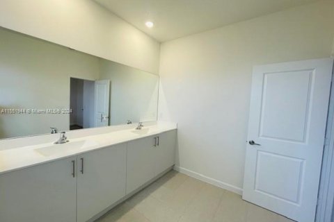 Touwnhouse à vendre à Lauderhill, Floride: 3 chambres № 1071140 - photo 6