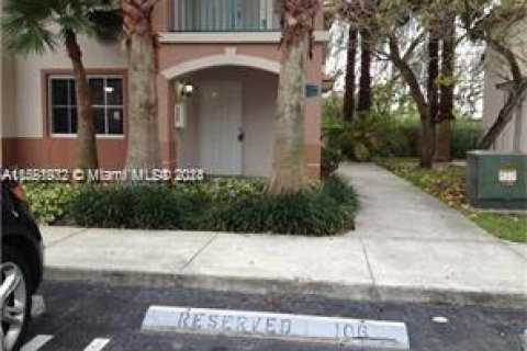 Condo in Homestead, Florida, 3 bedrooms  № 1071137 - photo 1