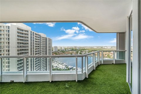 Condominio en venta en Aventura, Florida, 3 dormitorios, 173.73 m2 № 1396006 - foto 10