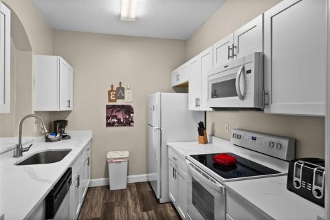 Condo in Kissimmee, Florida, 3 bedrooms  № 1248207 - photo 6