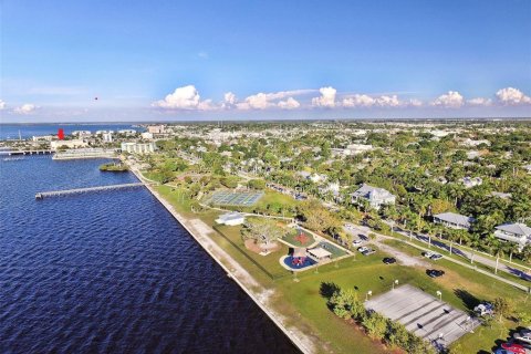 Copropriété à vendre à Punta Gorda, Floride: 2 chambres, 100.06 m2 № 1250564 - photo 30