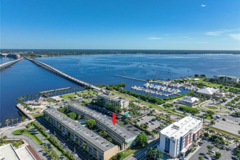 Condominio en venta en Punta Gorda, Florida, 2 dormitorios, 100.06 m2 № 1250564 - foto 26