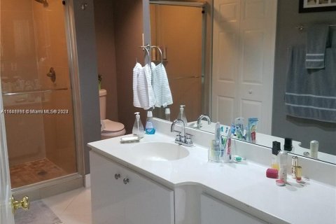 Copropriété à vendre à Aventura, Floride: 2 chambres, 100.06 m2 № 1331223 - photo 18