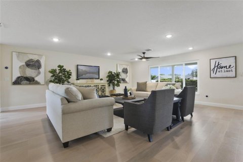 Casa en venta en Winter Park, Florida, 3 dormitorios, 156.91 m2 № 1393854 - foto 8