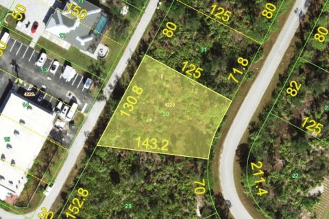 Terreno en venta en Port Charlotte, Florida № 1244249 - foto 1