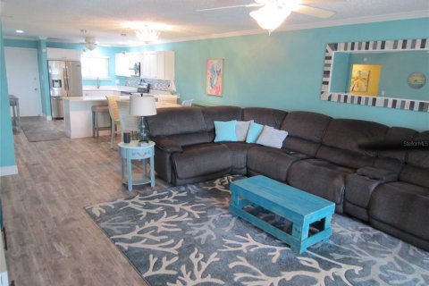 Condominio en venta en New Port Richey, Florida, 2 dormitorios, 128.95 m2 № 1039770 - foto 12