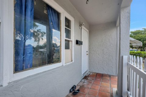 House in West Palm Beach, Florida 3 bedrooms, 100.8 sq.m. № 1159783 - photo 19