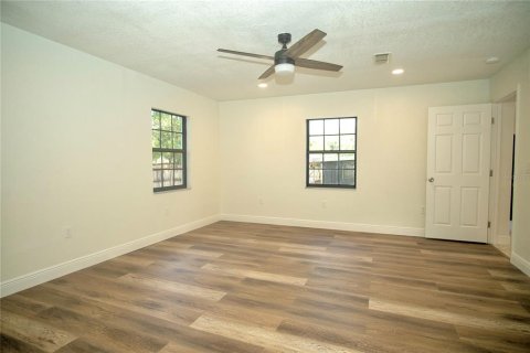 Casa en venta en Lutz, Florida, 5 dormitorios, 209.96 m2 № 1070882 - foto 22