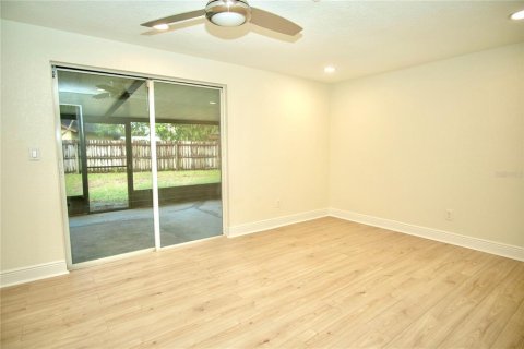 Casa en venta en Lutz, Florida, 5 dormitorios, 209.96 m2 № 1070882 - foto 29