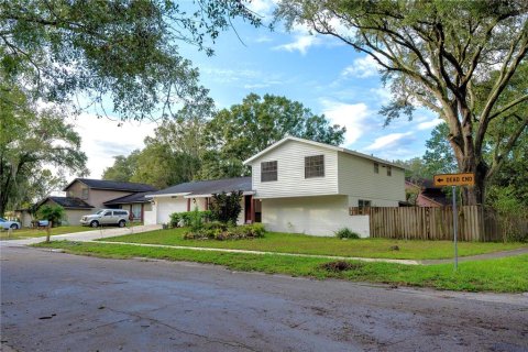 Villa ou maison à vendre à Lutz, Floride: 5 chambres, 209.96 m2 № 1070882 - photo 7