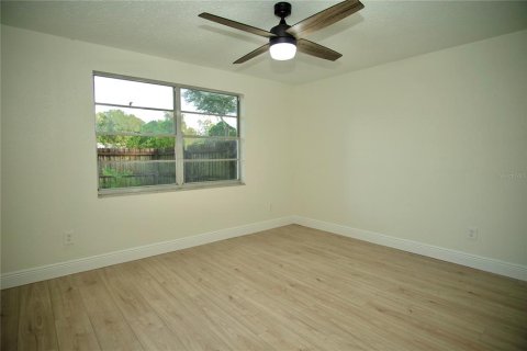 Casa en venta en Lutz, Florida, 5 dormitorios, 209.96 m2 № 1070882 - foto 28