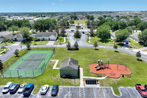 House in Davenport, Florida 5 bedrooms, 217.86 sq.m. № 1284013 - photo 24