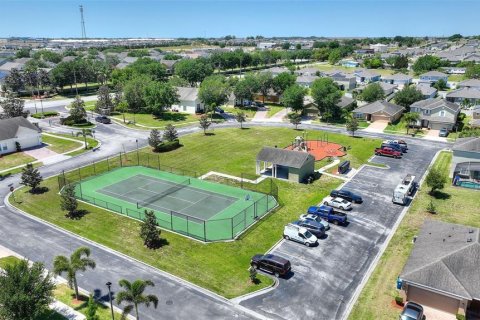 Casa en venta en Davenport, Florida, 5 dormitorios, 217.86 m2 № 1284013 - foto 23