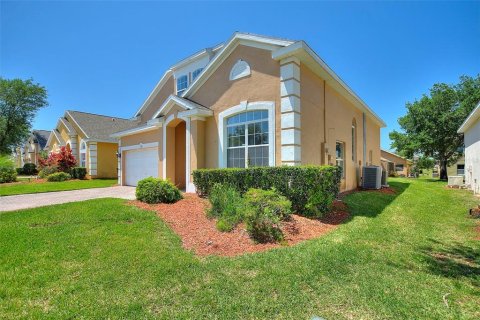 House in Davenport, Florida 5 bedrooms, 217.86 sq.m. № 1284013 - photo 4