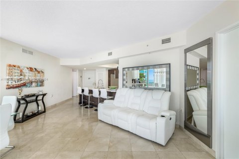 Copropriété à vendre à Sunny Isles Beach, Floride: 3 chambres, 135.73 m2 № 1240597 - photo 6