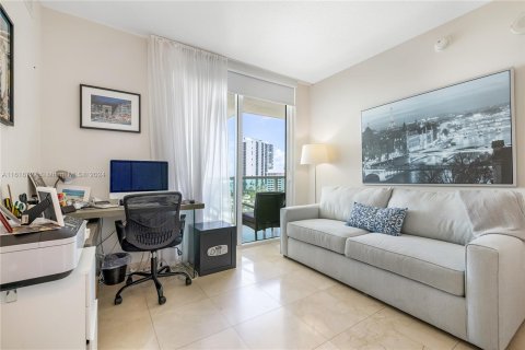 Copropriété à vendre à Sunny Isles Beach, Floride: 3 chambres, 135.73 m2 № 1240597 - photo 12