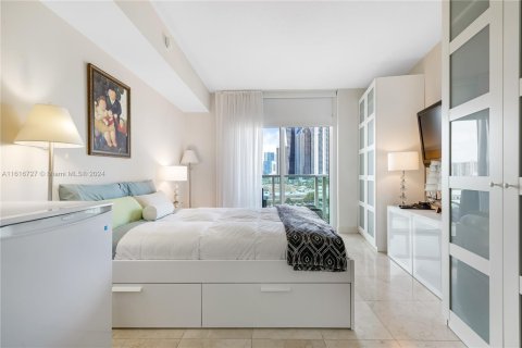 Copropriété à vendre à Sunny Isles Beach, Floride: 3 chambres, 135.73 m2 № 1240597 - photo 11