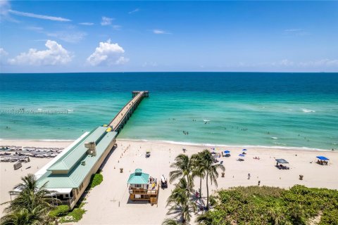 Copropriété à vendre à Sunny Isles Beach, Floride: 3 chambres, 135.73 m2 № 1240597 - photo 26