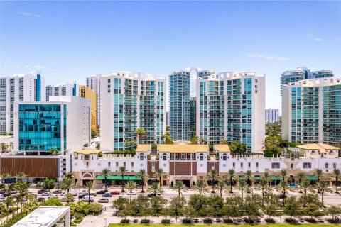 Copropriété à vendre à Sunny Isles Beach, Floride: 3 chambres, 135.73 m2 № 1240597 - photo 24