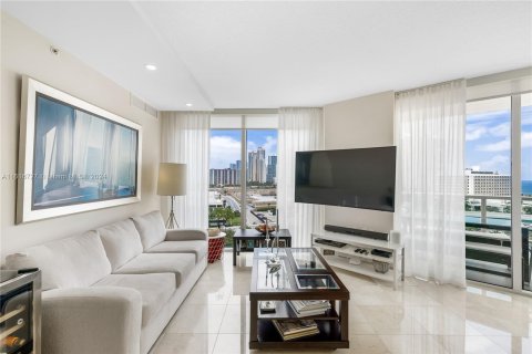 Condo in Sunny Isles Beach, Florida, 3 bedrooms  № 1240597 - photo 4