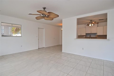 Immobilier commercial à vendre à Venice, Floride: 158.49 m2 № 1392487 - photo 3