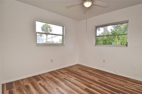 Immobilier commercial à vendre à Venice, Floride: 158.49 m2 № 1392487 - photo 12