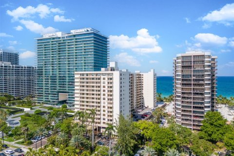 Condominio en venta en Bal Harbour, Florida, 1 dormitorio, 94.67 m2 № 1160682 - foto 29