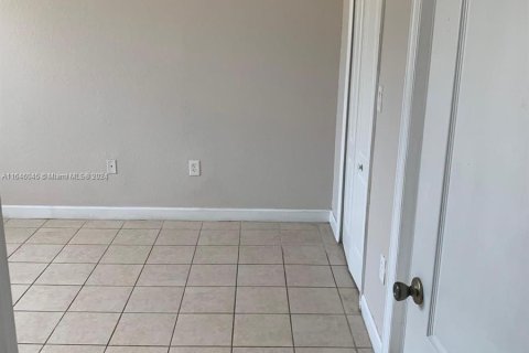 Condo in Homestead, Florida, 3 bedrooms  № 1362254 - photo 15