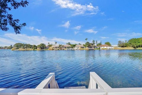 Villa ou maison à vendre à Dania Beach, Floride: 3 chambres, 105.07 m2 № 1381567 - photo 4