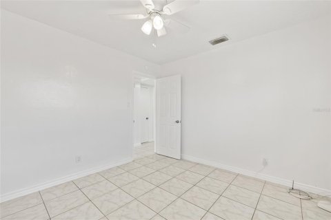 House in Tampa, Florida 3 bedrooms, 143.35 sq.m. № 1429535 - photo 15