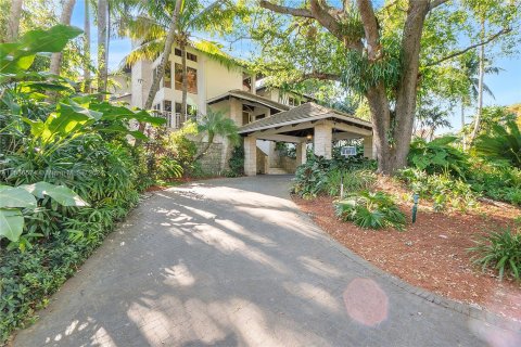 Casa en venta en Coral Gables, Florida, 5 dormitorios, 693.7 m2 № 1019763 - foto 3