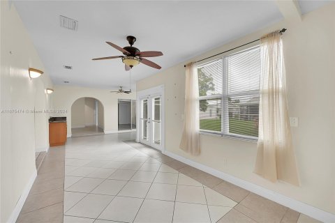 House in Tamarac, Florida 2 bedrooms, 156.26 sq.m. № 1399462 - photo 26